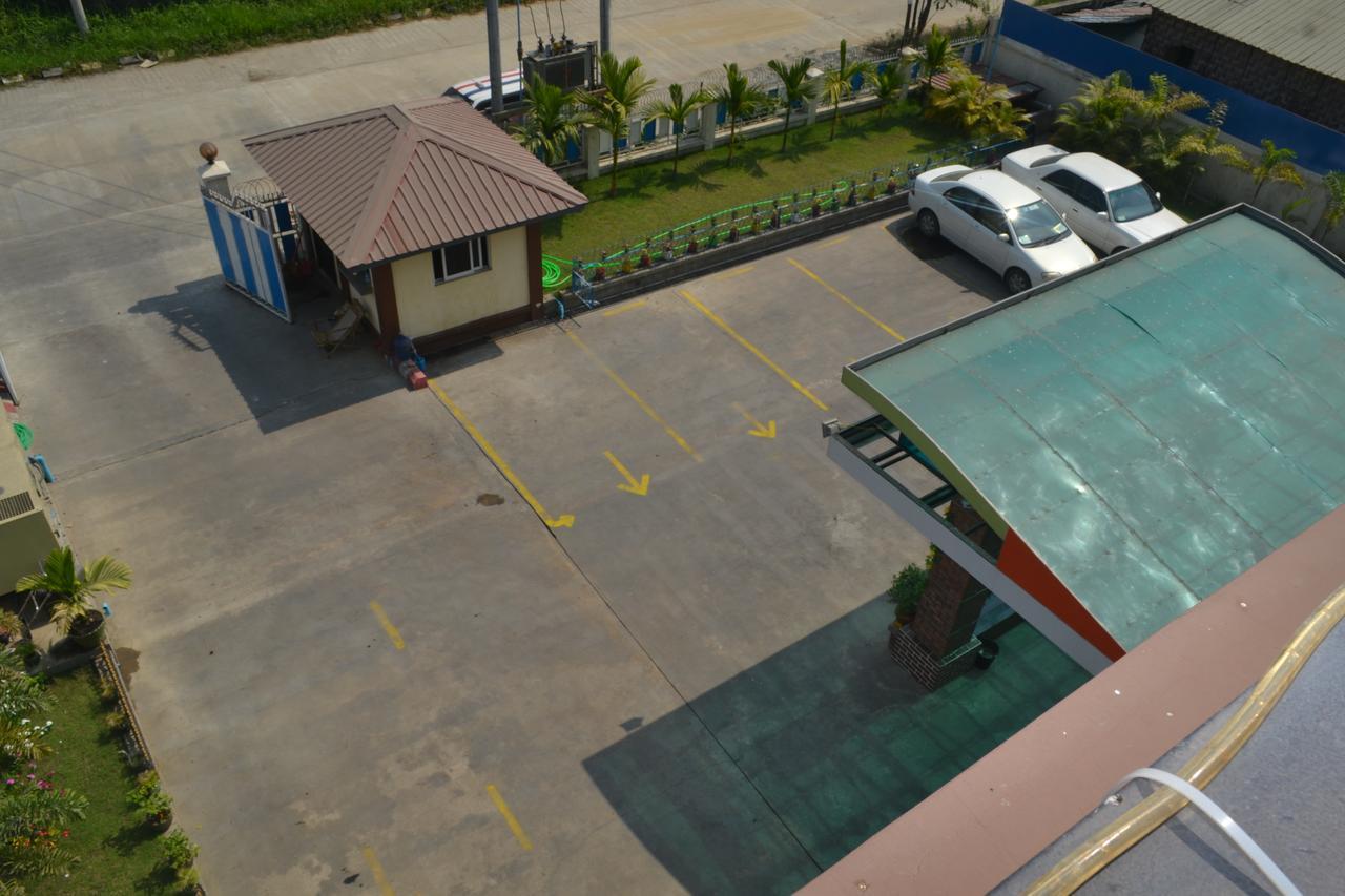 Winner Residence Yangon Bagian luar foto